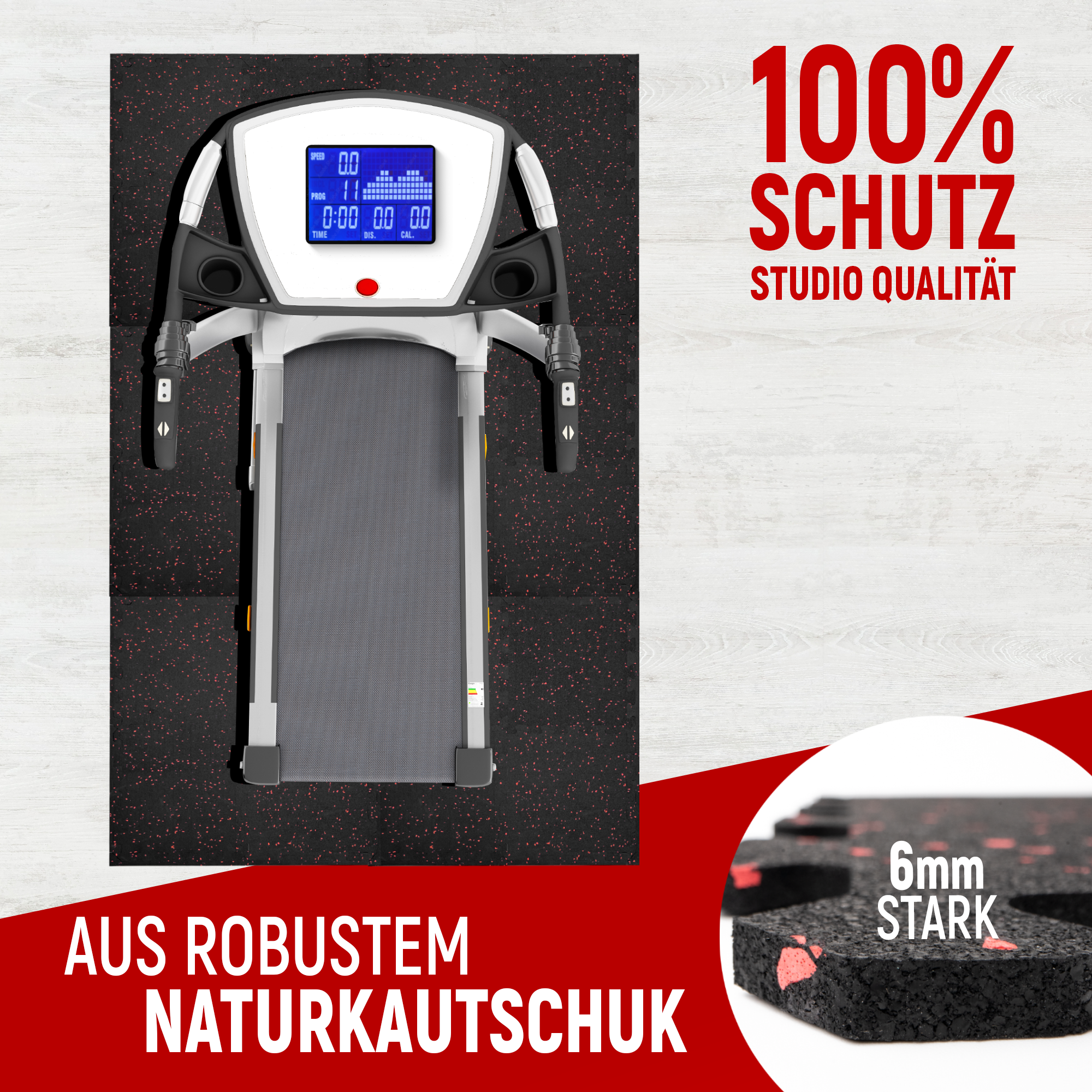 Ein Laufband steht auf einer Bodenmatte aus schwarzem Naturkautschuk mit roten Sprenkeln, die 6 mm stark ist. Die Matte wird als 100%iger Schutz in Studioqualität beworben. Text und visuelle Elemente heben die Robustheit und die Dicke der Matte hervor, die ideal zum Schutz des Bodens vor schweren Fitnessgeräten ist.