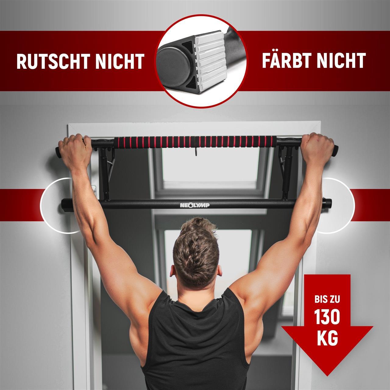 Neolymp Klimmzugstange in einer Türrahmenmontage, rutschfest und färbt nicht, belastbar bis zu 130 kg.